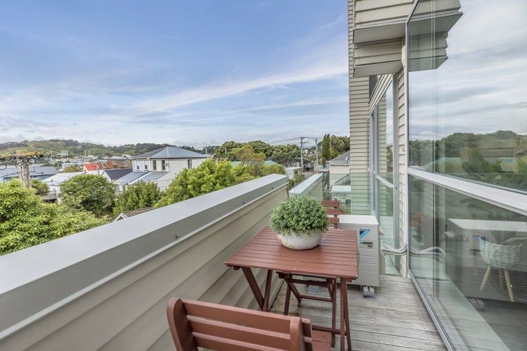 Photo of property in Altar Apartments, 69/120u Rintoul Street, Newtown, Wellington, 6021