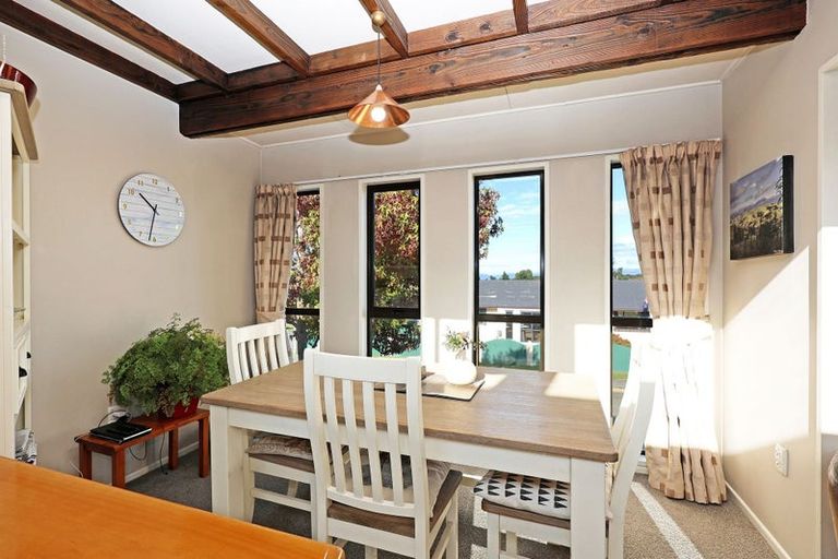 Photo of property in 11 Leven Street, South Hill, Oamaru, 9400