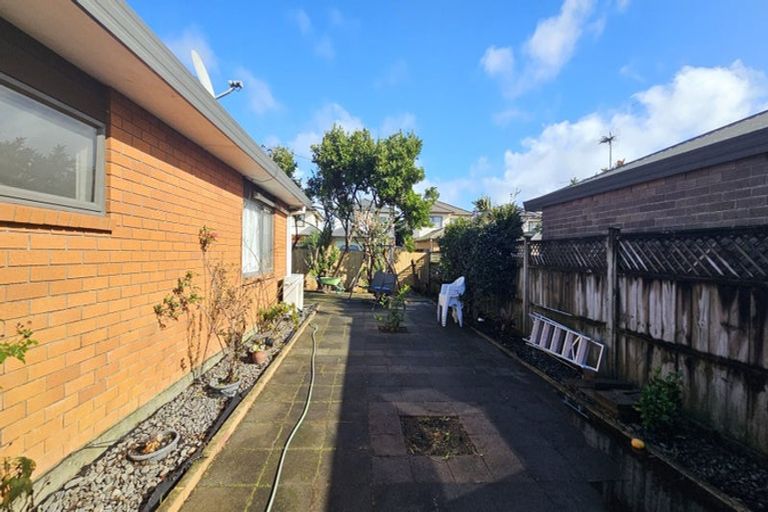 Photo of property in 11 Morewood Lane, Favona, Auckland, 2024