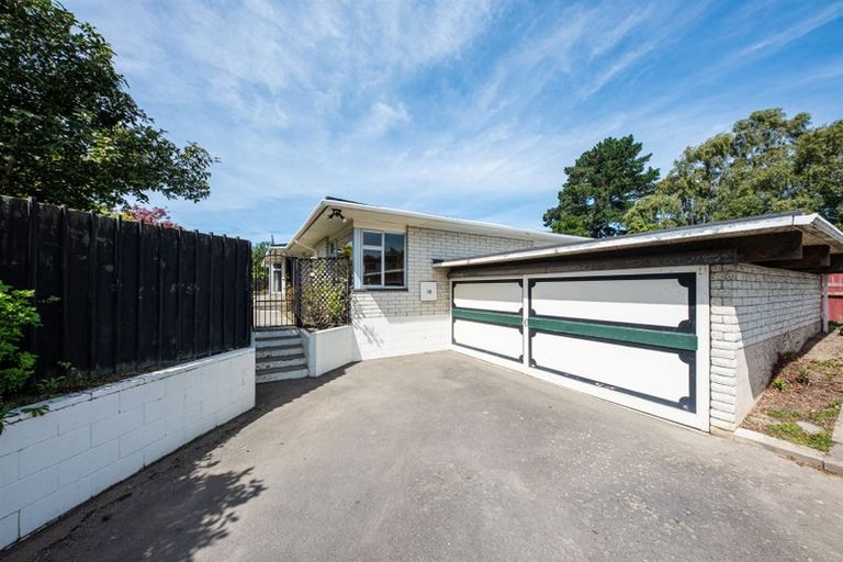 Photo of property in 38 Colina Street, Avonhead, Christchurch, 8042