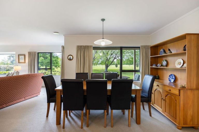 Photo of property in 8 Rimmington Drive, Hamilton Lake, Hamilton, 3204