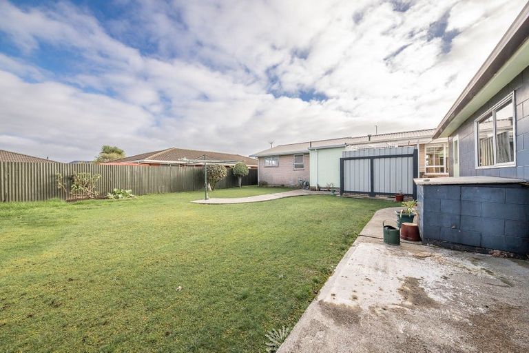 Photo of property in 38 Lyndhurst Street, Westport, 7825