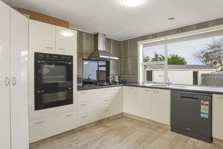 Photo of property in 16 George Street, Milton, 9220