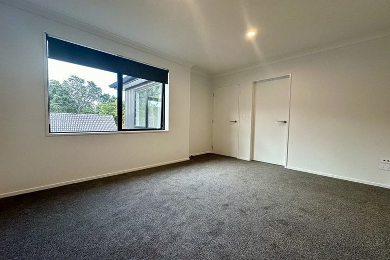 Photo of property in 6c Jern Place, Eastern Beach, Auckland, 2012