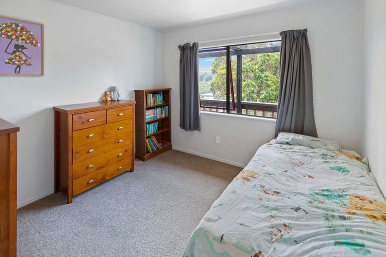 Photo of property in 4 Underwood Way, Churton Park, Wellington, 6037