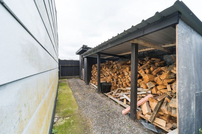 Photo of property in 17 Alexander Street, Awapuni, Palmerston North, 4412