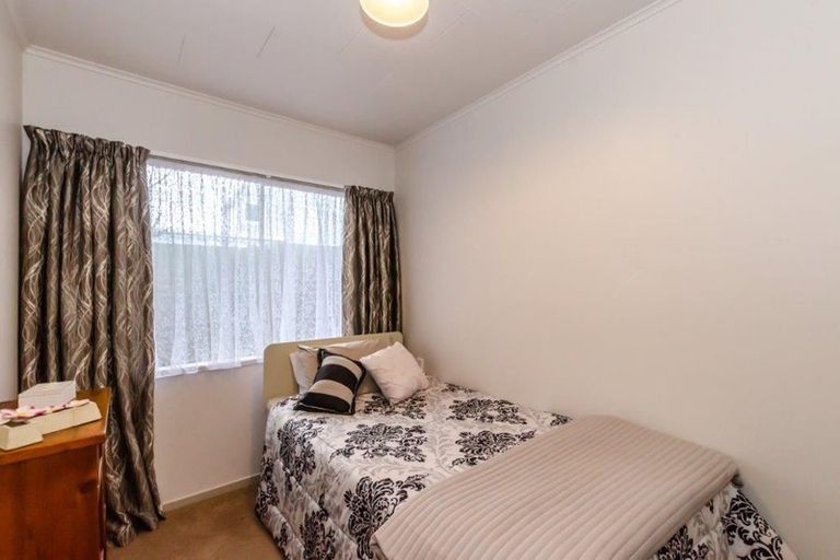 Photo of property in 22 Mahana Road, Paraparaumu Beach, Paraparaumu, 5032