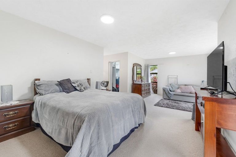 Photo of property in 1210 Alfriston Road, Alfriston, Manurewa, 2576