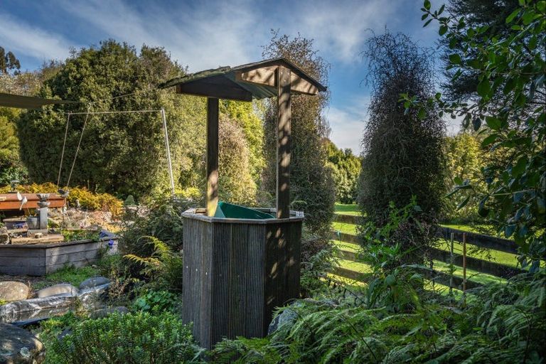 Photo of property in 205 Okuti Valley Road, Little River, 7591