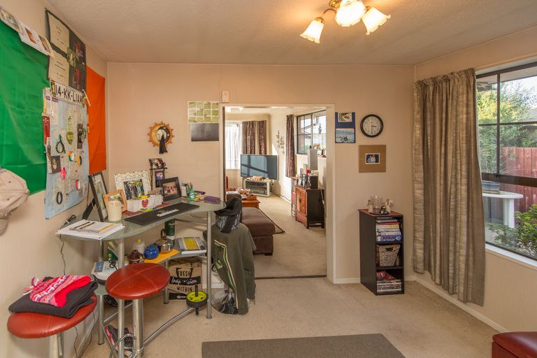 Photo of property in 15 Flaxwood Lane, Waltham, Christchurch, 8023