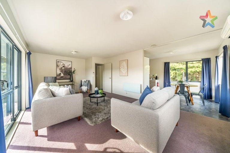 Photo of property in 30 Plateau Road, Te Marua, Upper Hutt, 5018