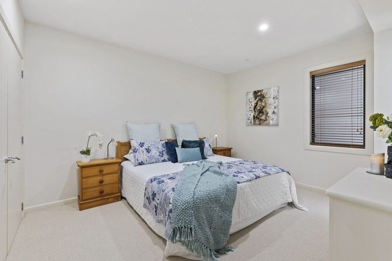 Photo of property in 32a Langton Road, Stanmore Bay, Whangaparaoa, 0932