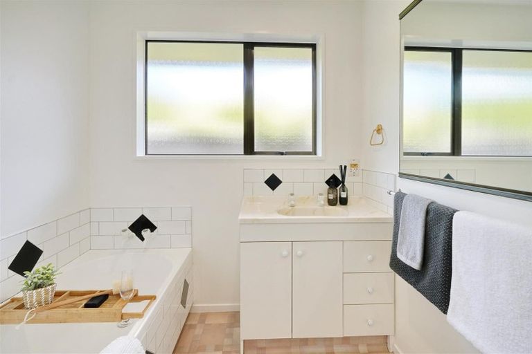 Photo of property in 44 Ben Nevis Drive, Broomfield, Christchurch, 8042