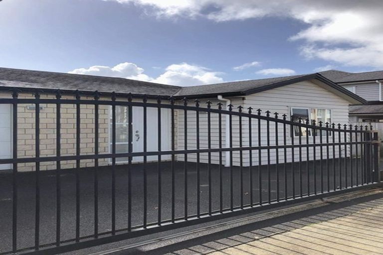 Photo of property in 24 Charlestown Drive, Flat Bush, Auckland, 2019