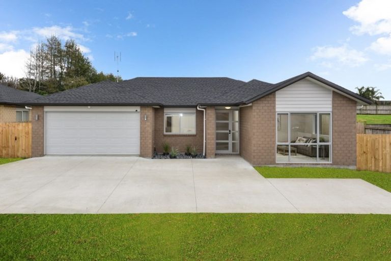 Photo of property in 50 Prado Drive, Pukekohe, 2120
