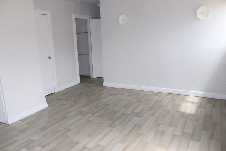 Photo of property in 30 Hooks Road, Manurewa, Auckland, 2102