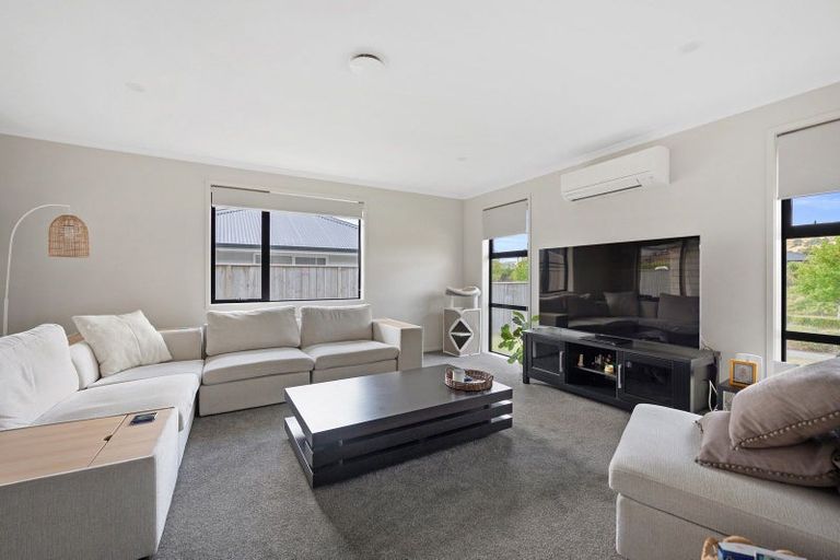 Photo of property in 14 Urumaraki Avenue, Helensville, 0800