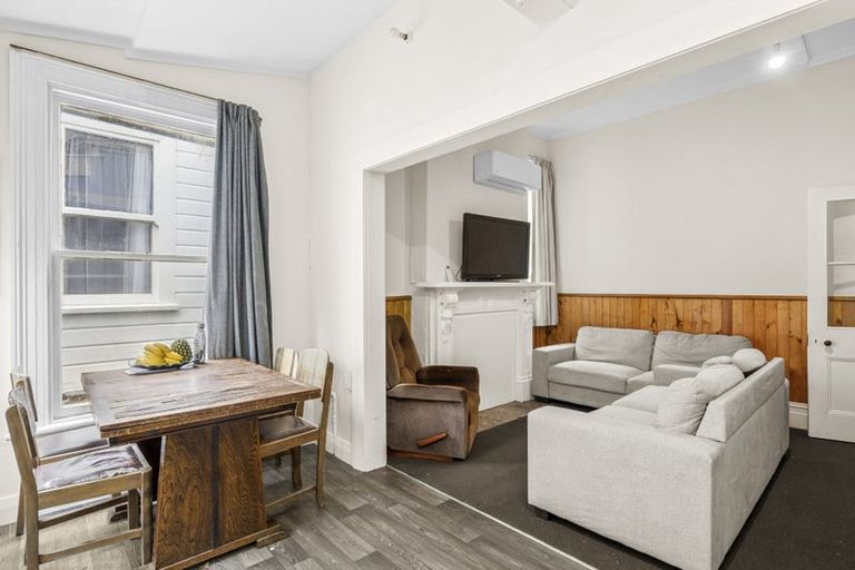 Photo of property in 44 Heriot Row, Dunedin Central, Dunedin, 9016