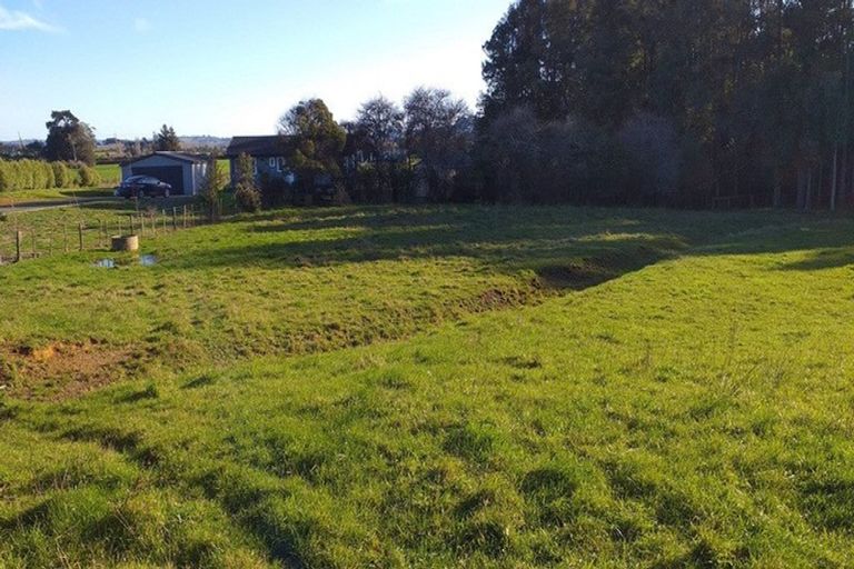 Photo of property in 1/69 Mckenzie Road, Mangere Bridge, Auckland, 2022