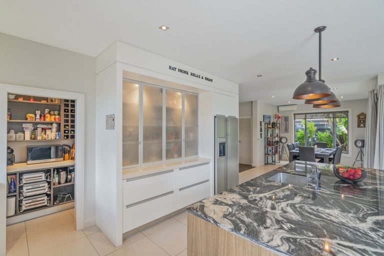 Photo of property in 4 Little George Place, Whitianga, 3510