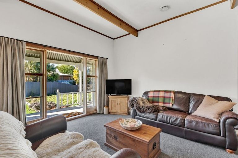 Photo of property in 260 Talbot Street, Geraldine, 7930