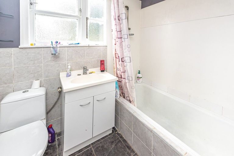 Photo of property in 13 Brooking Street, Tawhero, Whanganui, 4501