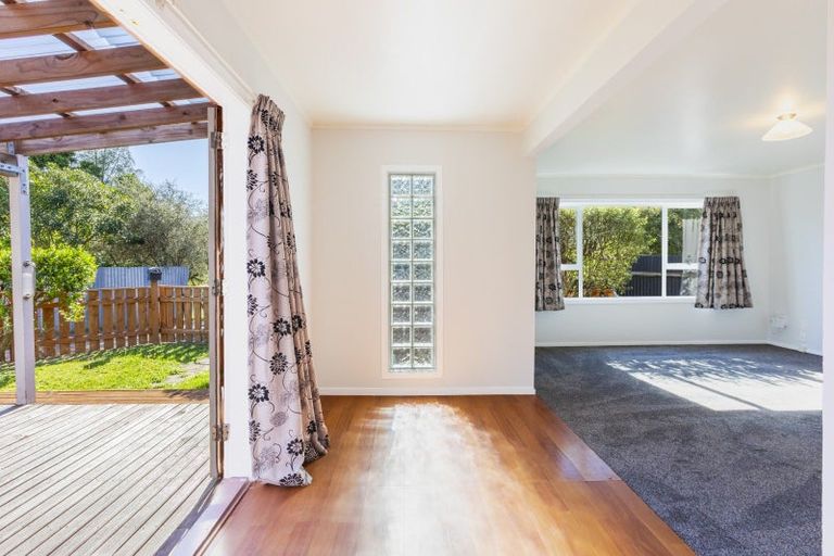 Photo of property in 1 Bibby Lane, Waipawa, 4210