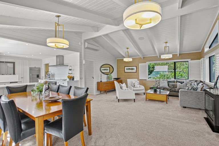 Photo of property in 36 Manutahi Road, Hillsborough, New Plymouth, 4372