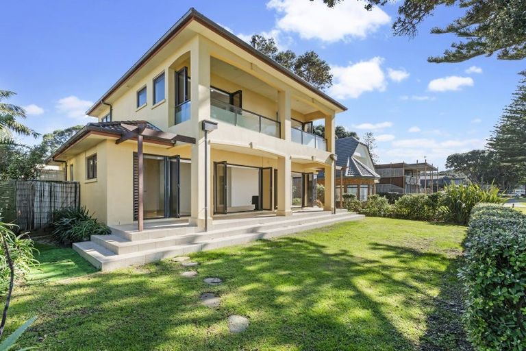 Photo of property in 4a Noel Avenue, Orewa, 0931