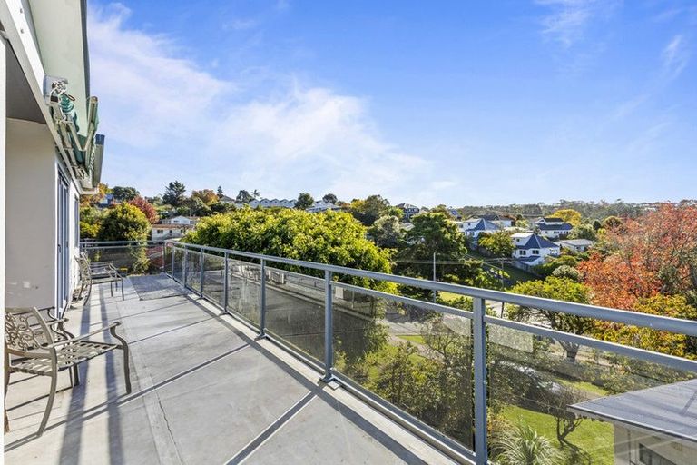 Photo of property in 19 Woodside Avenue, Northcote, Auckland, 0627
