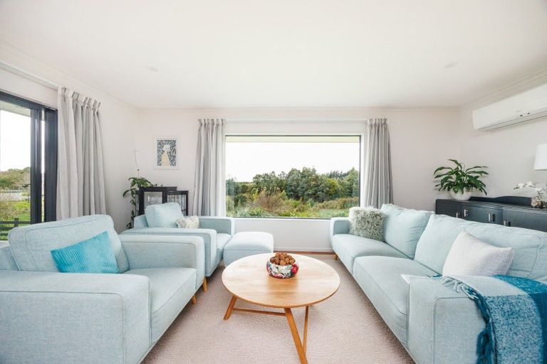 Photo of property in 4 Wake Place, Aokautere, Palmerston North, 4471