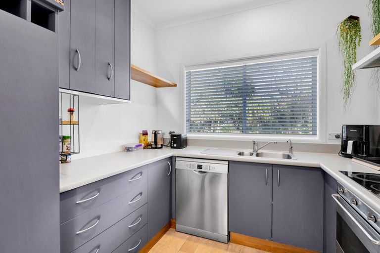 Photo of property in 96 Bayly Road, Blagdon, New Plymouth, 4310