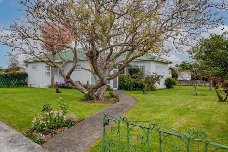 Photo of property in 135 Guppy Road, Taradale, Napier, 4112