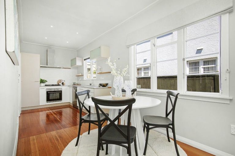 Photo of property in 10a Marina Grove, Hutt Central, Lower Hutt, 5010