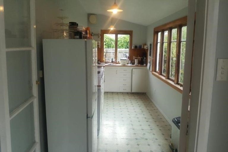 Photo of property in 41 Gresford Street, Edgeware, Christchurch, 8013