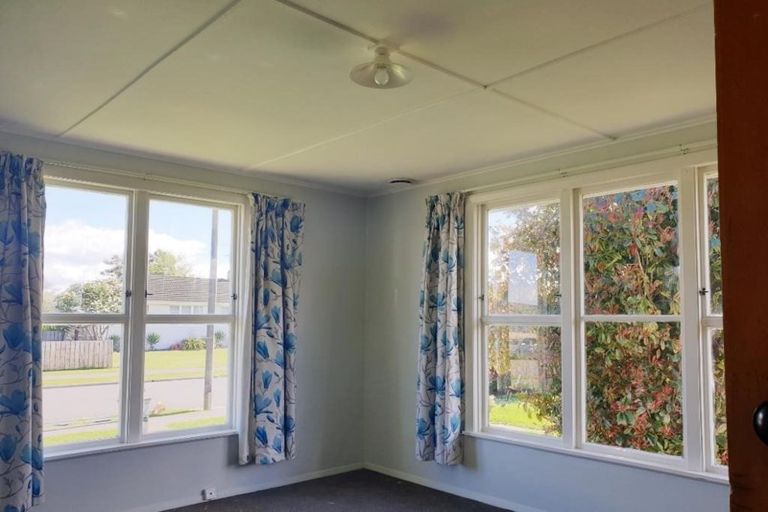 Photo of property in 65 Cottrell Crescent, Onekawa, Napier, 4110