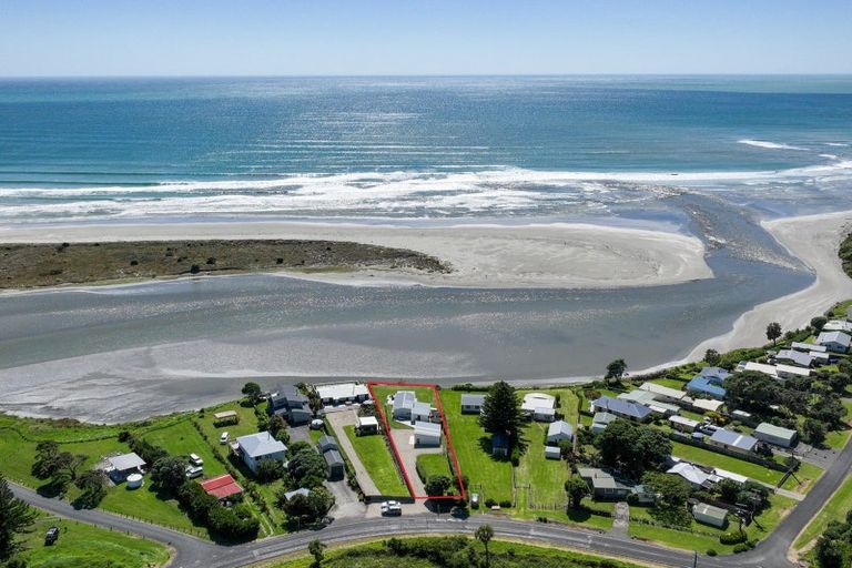 Photo of property in 177 Mahia East Coast Road, Mahia, 4198