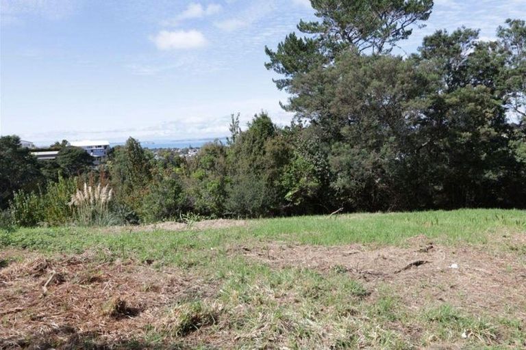 Photo of property in 9/254 Glenvar Road, Torbay, Auckland, 0630