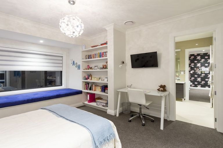 Photo of property in 40 Chianti Close, Flat Bush, Auckland, 2019