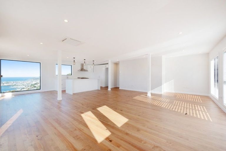 Photo of property in 25u4 Thane Road, Roseneath, Wellington, 6011
