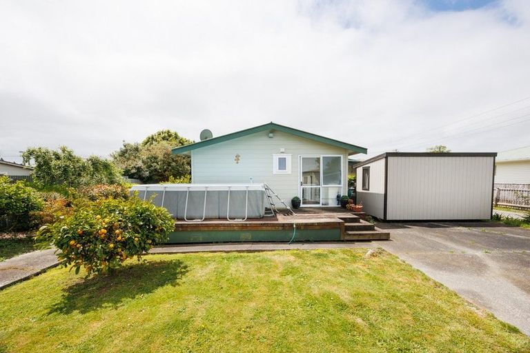 Photo of property in 2 Dalrymple Place, Marton, 4710