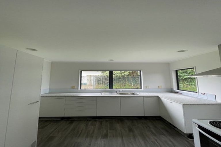 Photo of property in 2/51a Browns Road, Manurewa, Auckland, 2102