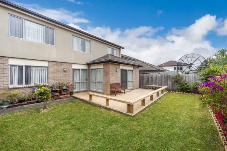 Photo of property in 5 Dione Place, Flat Bush, Auckland, 2016