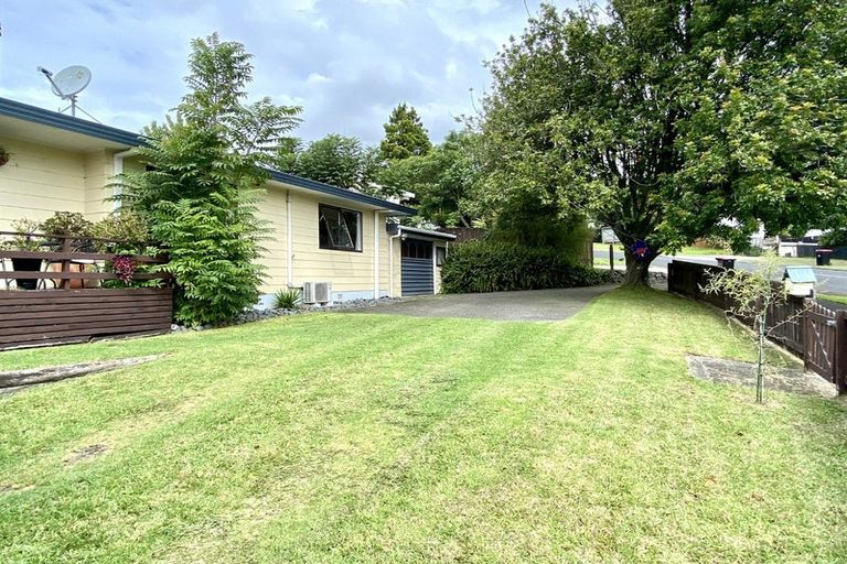 Photo of property in 1 Langstone Street, Welcome Bay, Tauranga, 3112