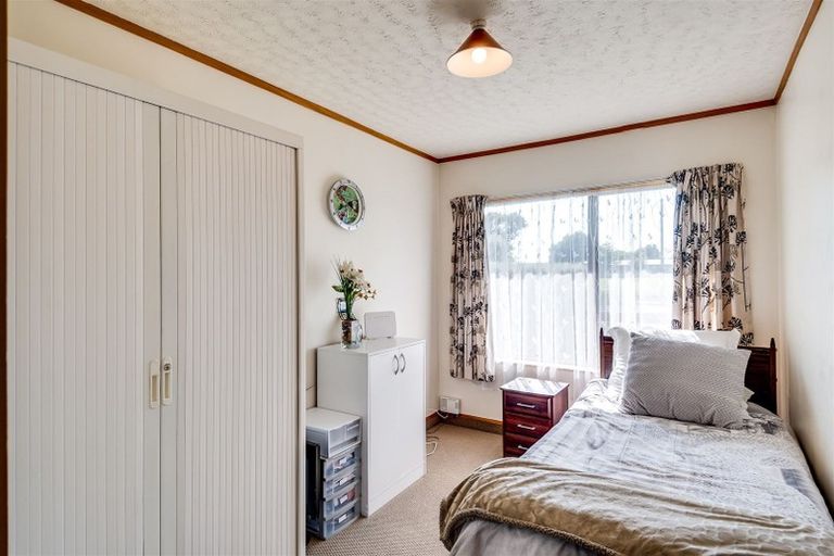 Photo of property in 54 Ngarimu Crescent, Taradale, Napier, 4112