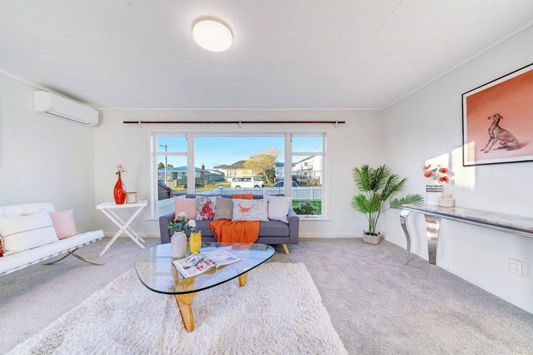 Photo of property in 1/23 Churchill Avenue, Manurewa, Auckland, 2102