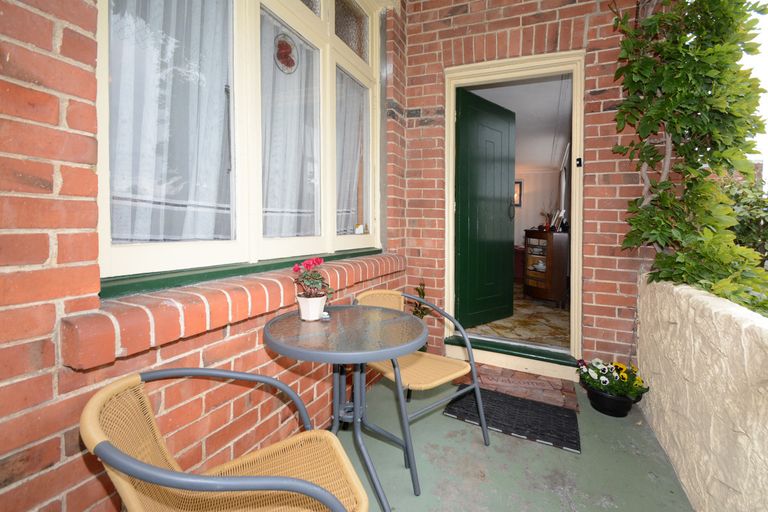 Photo of property in 10 Trafalgar Street, Saint Kilda, Dunedin, 9012