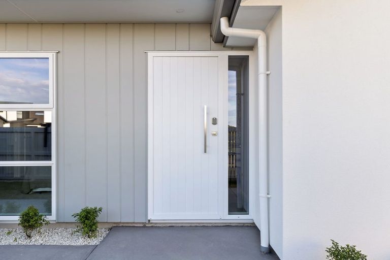 Photo of property in 5 Mangatainoka Lane, Awapuni, Palmerston North, 4412