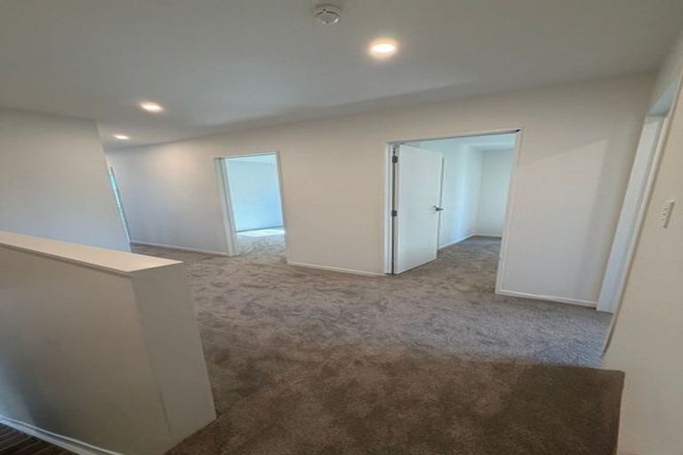 Photo of property in 9/299 Te Taruna Drive, Wainui, 0932