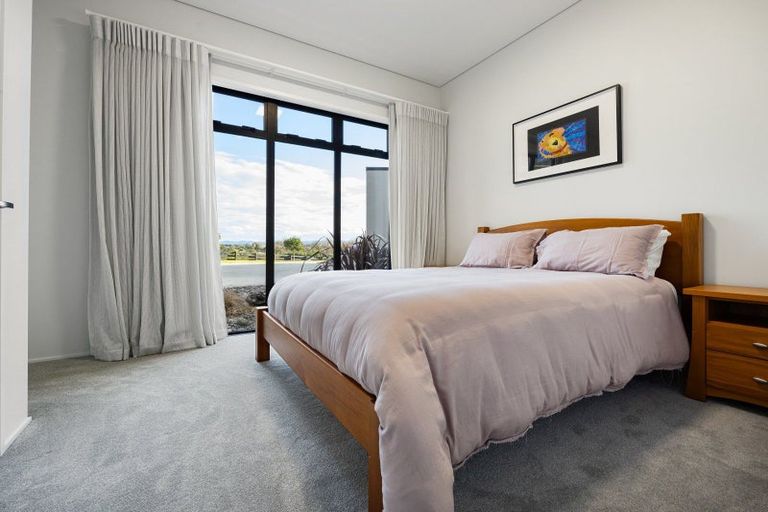 Photo of property in 17 Piriti Lane, Horsham Downs, Hamilton, 3281